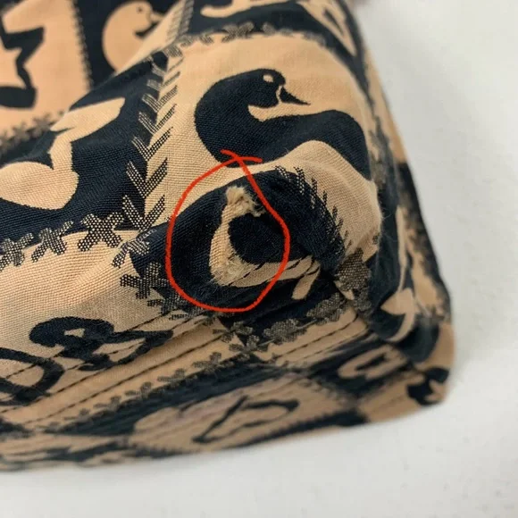 Dooney & Bourke Tan and Black Patterned Bag - Picture 4 of 16